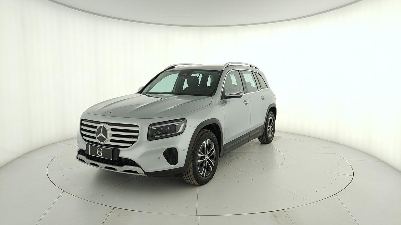 Mercedes-Benz GLB 180 d Advanced auto