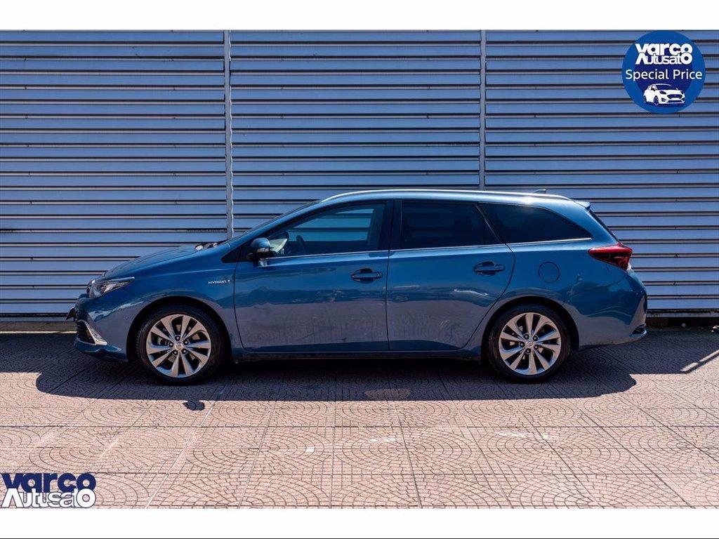 TOYOTA Auris touring sports 1.8h lounge cvt del 2015