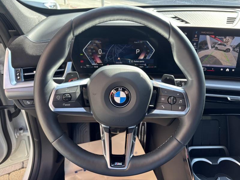 BMW X1 sdrive18d auto FULL LED-NAVI-CAM-18"