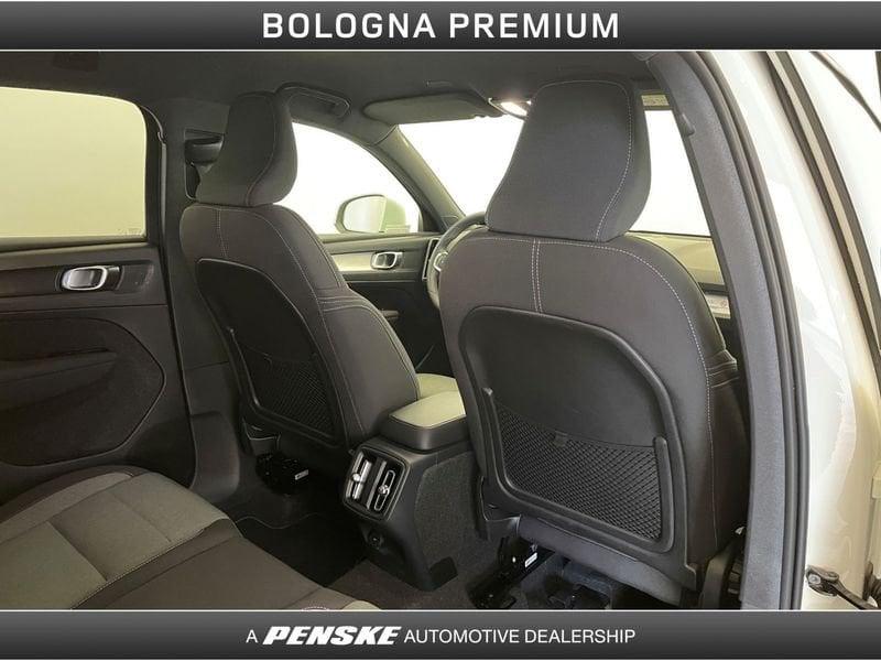 Volvo XC40 XC40 B3 automatico Core