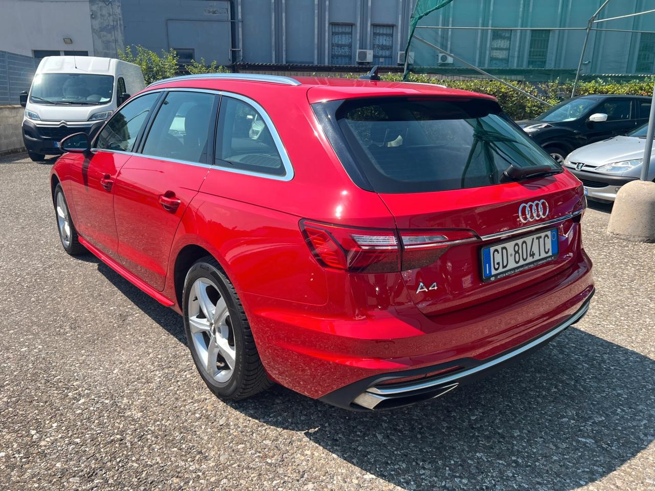 Audi A4 Avant 35 TDI/163 CV S tronic Business Advanced