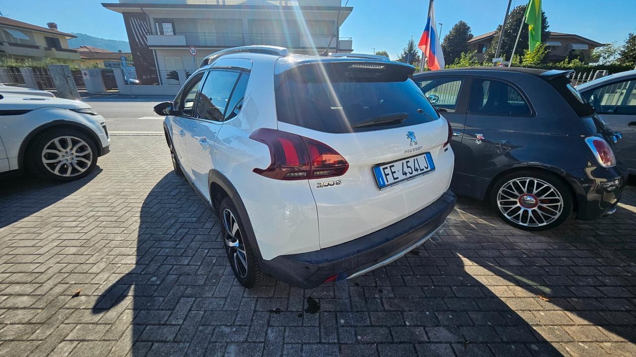 Peugeot 2008 BlueHDi 120 S&S Crossway