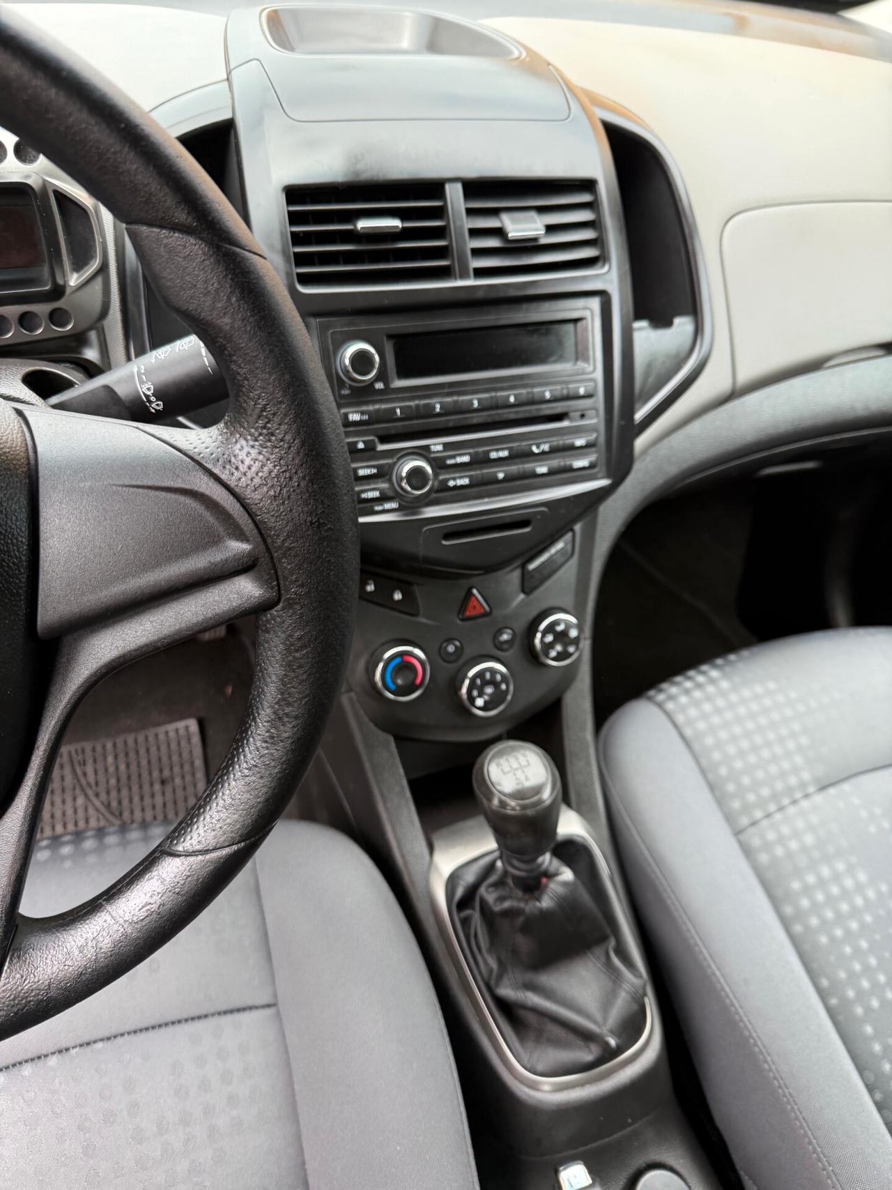 Chevrolet Aveo 1.2 - NEOPATENTATI - 12 MESI DI GARANZIA -