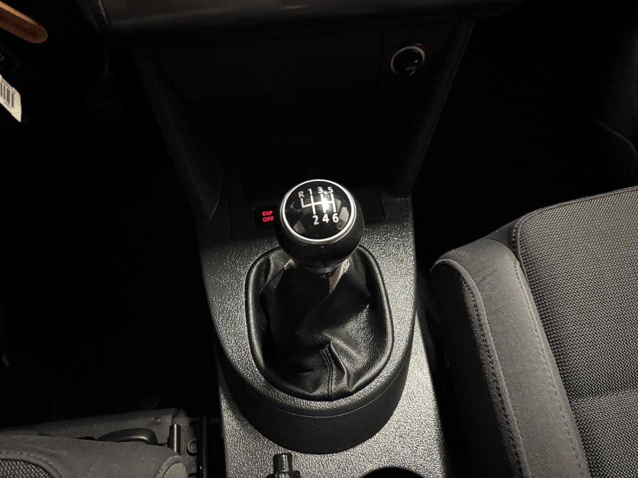 Volkswagen Touran 2.0 TDI 7 POSTI