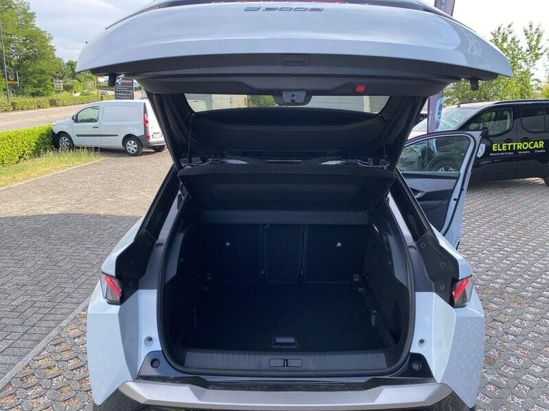 Peugeot e-3008 E-3008 (73kWh) 210 CV GT