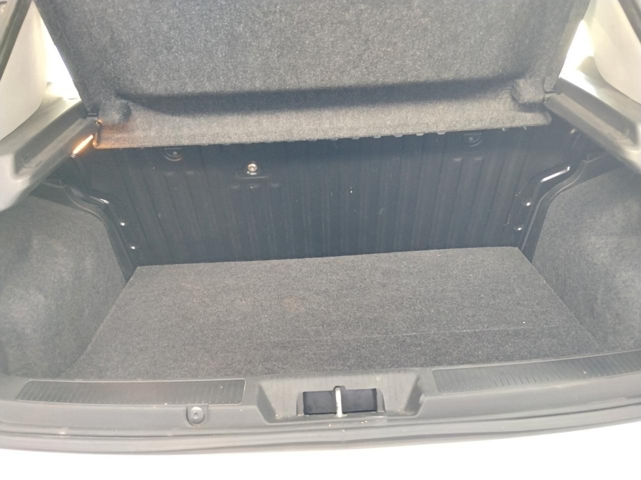 Fiat Punto 1.4 bnz/Metano 2013 CON GARANZIA