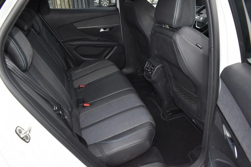 Peugeot 3008 BlueHDI 130 S&S Allure Pack