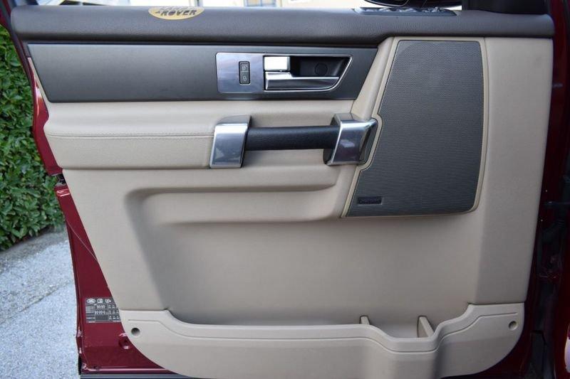 Land Rover Discovery 4 3.0 TDV6 211CV HSE - 7 POSTI