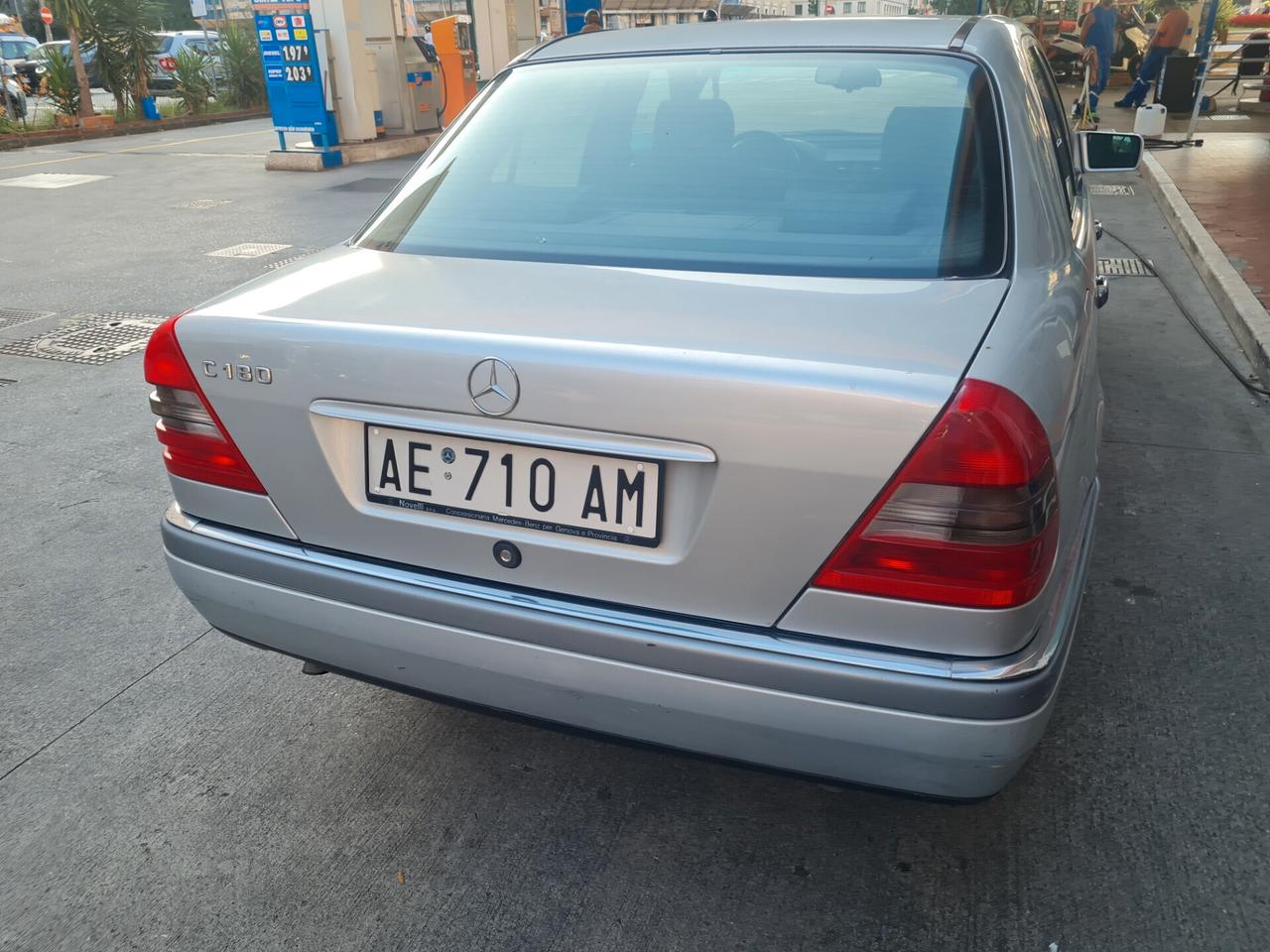 Mercedes-benz C 180 benzina Elegance