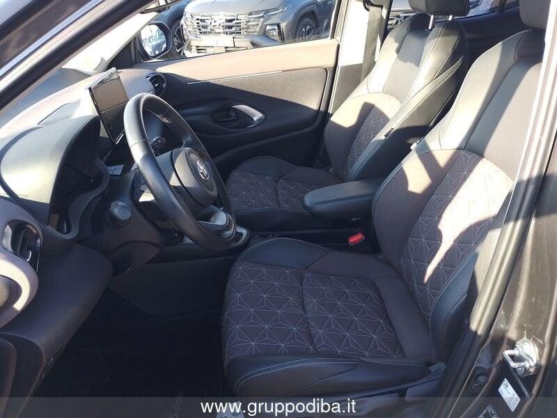 Toyota Yaris Cross 1.5h Lounge fwd 116cv e-cvt