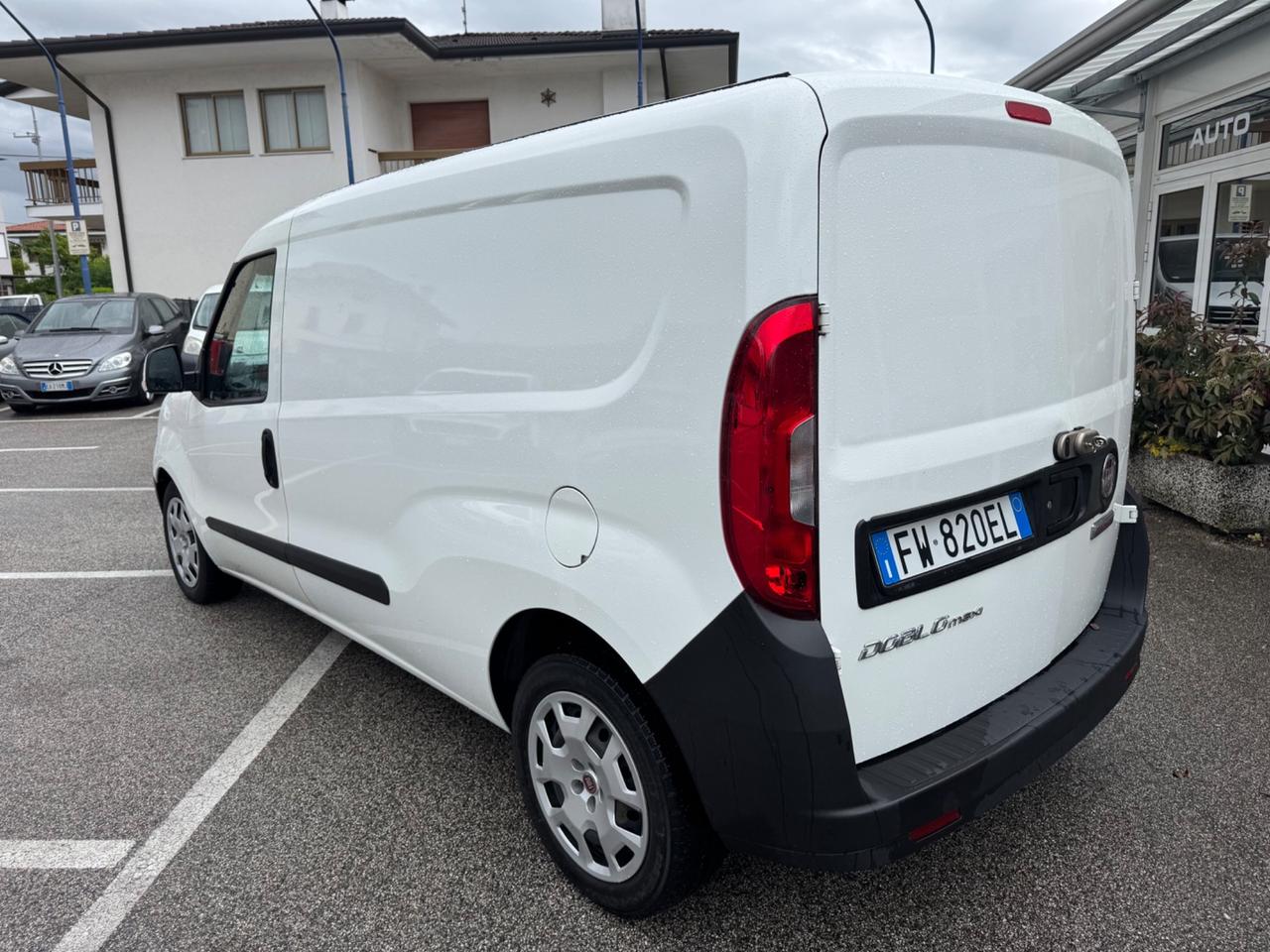 Fiat Doblo 1.6 MJT 105CV Maxi SX