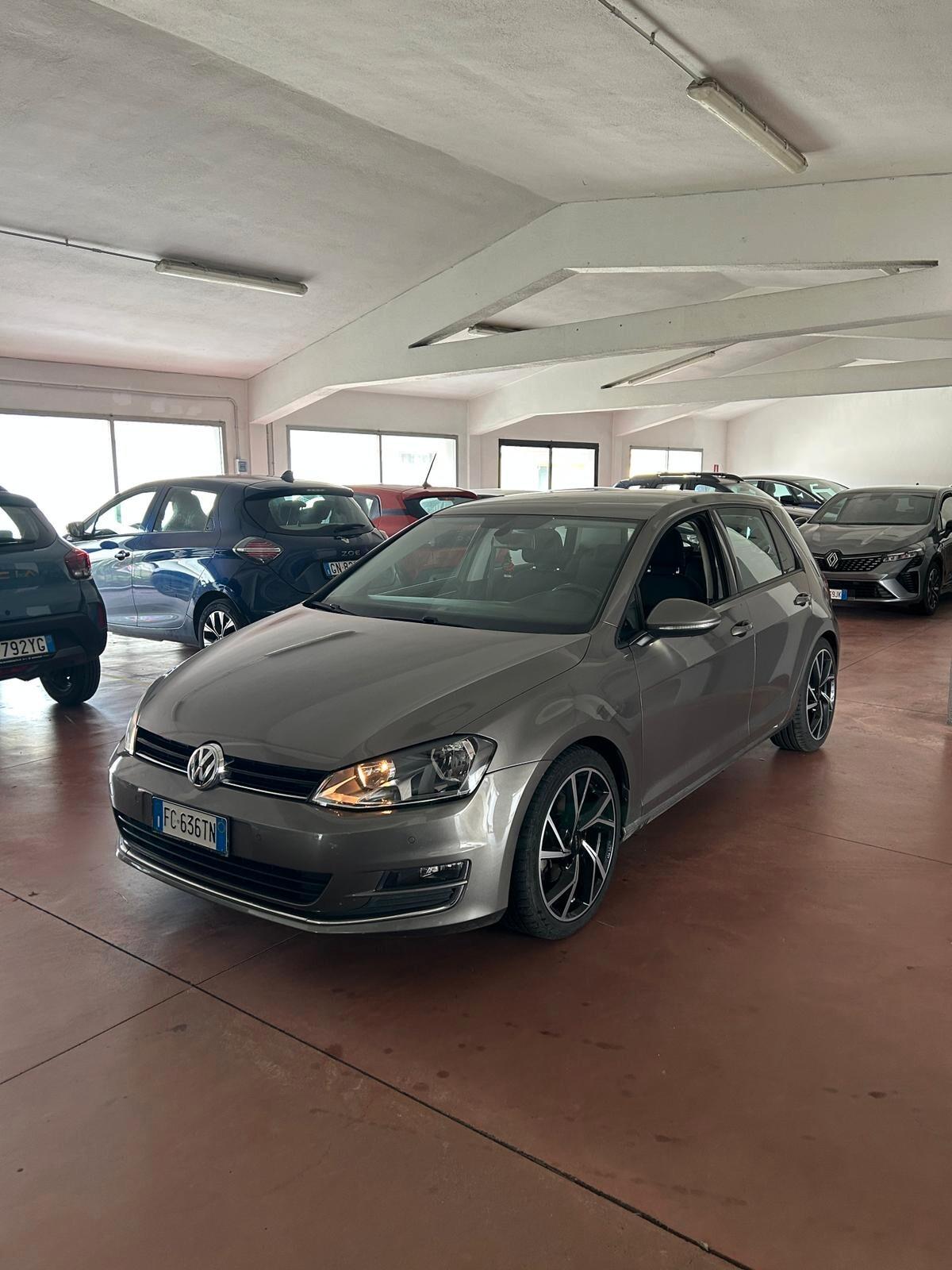 Volkswagen Golf 2.0 TDI 5p. Highline BlueMotion Technology