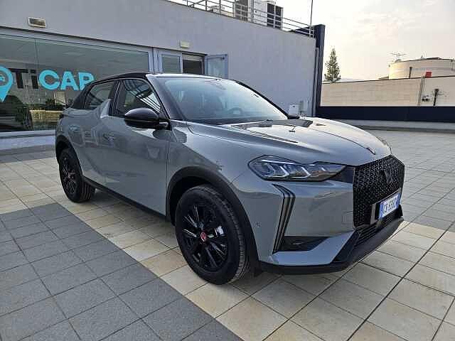 DS DS 3 3 BlueHDi 130 aut. Performance Line