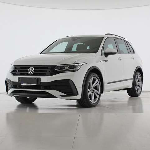 Volkswagen Tiguan 2.0 TDI 150CV SCR DSG R-Line **NEW MODEL**