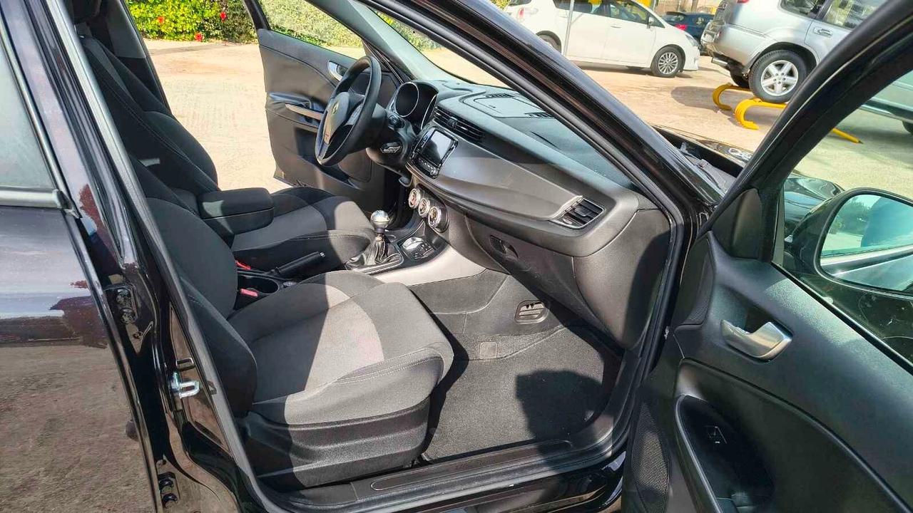 Alfa Romeo Giulietta 1.6 JTDm-2 105 CV Business
