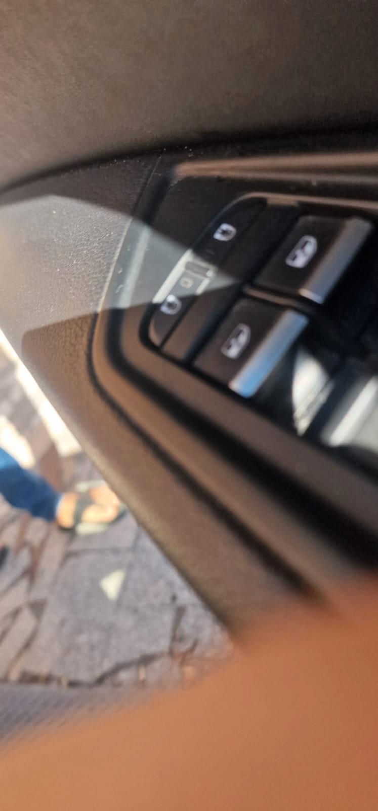 AUDI A4 SLINE 2.0 TDI 163 CV UNICO PORP. 201.000 KM IVA ESPOSTA