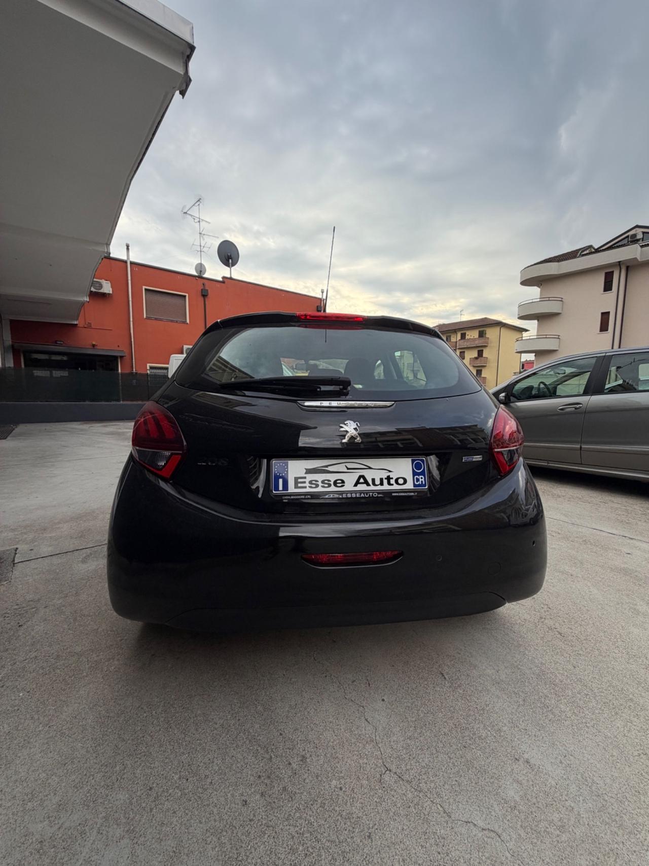 Peugeot 208 PureTech 82 5p. GPL Access