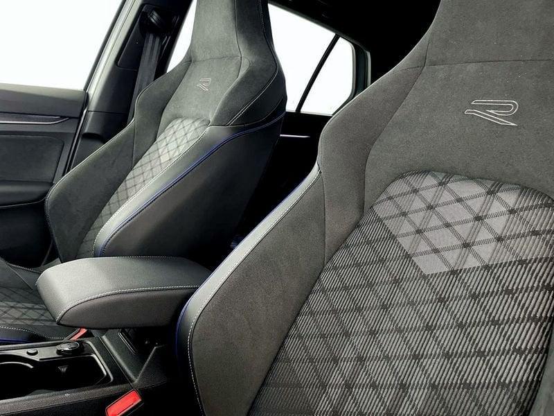 Volkswagen Golf Golf 2.0 TDI 150 CV DSG SCR R-Line