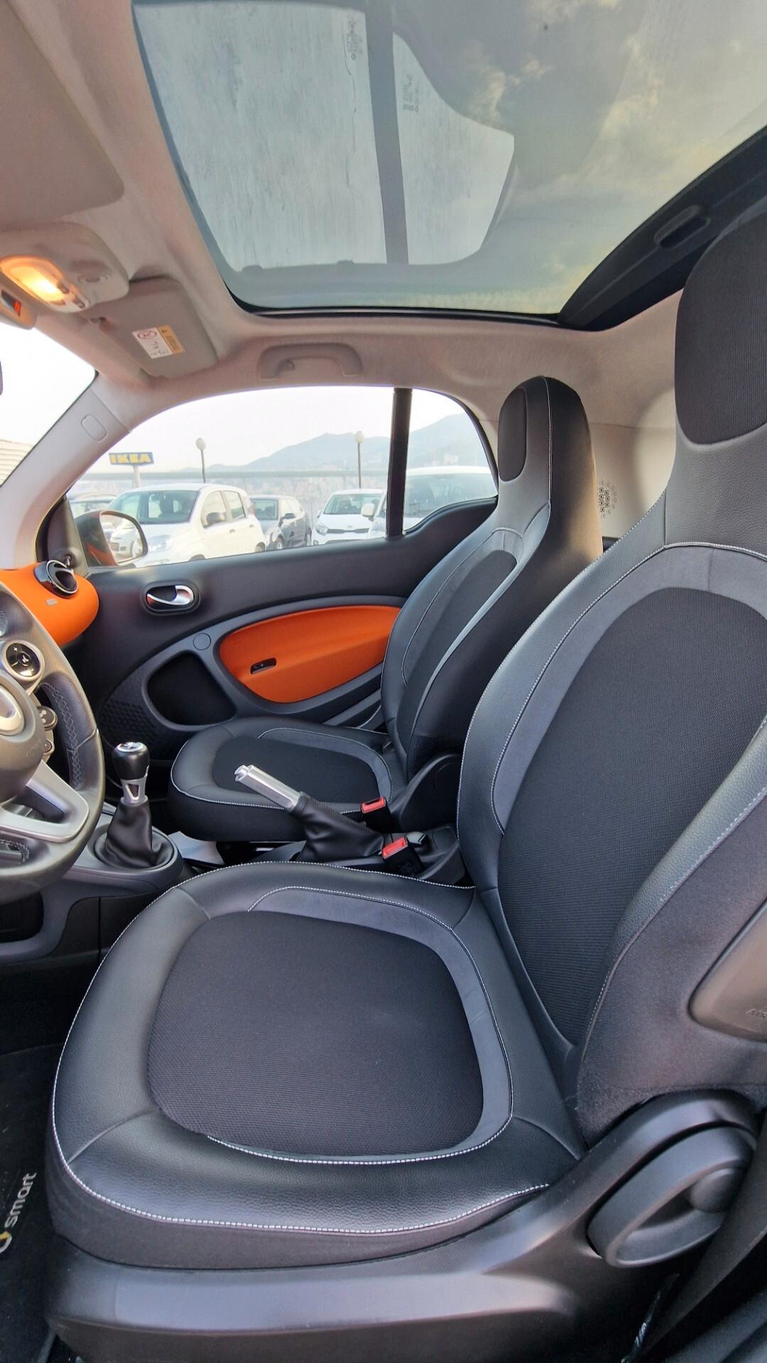 Smart ForTwo 1000 52 kW MHD coupé passion BRABUS EDITION