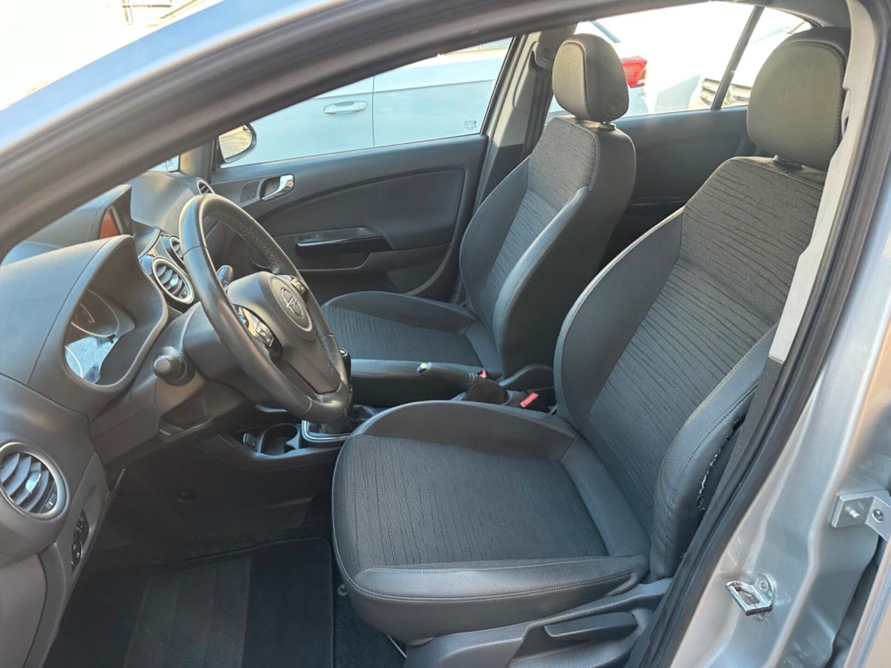 Opel Corsa 1.2 85CV 5 porte GPL-TECH Edition