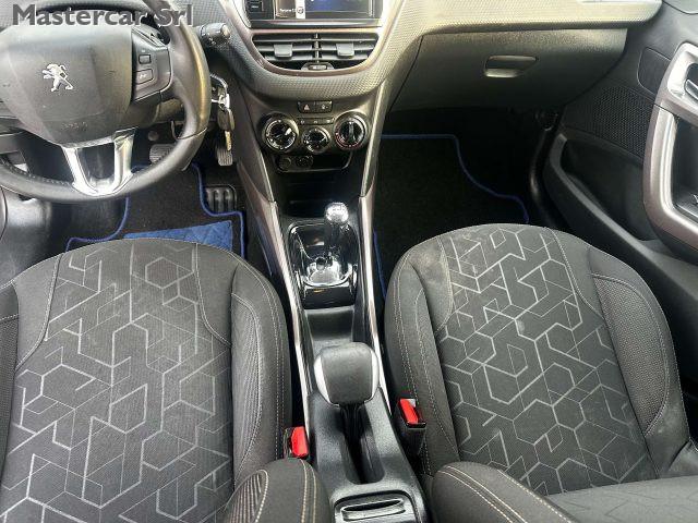 PEUGEOT 2008 2008 1.6 e-hdi 8v Active s ES869YR