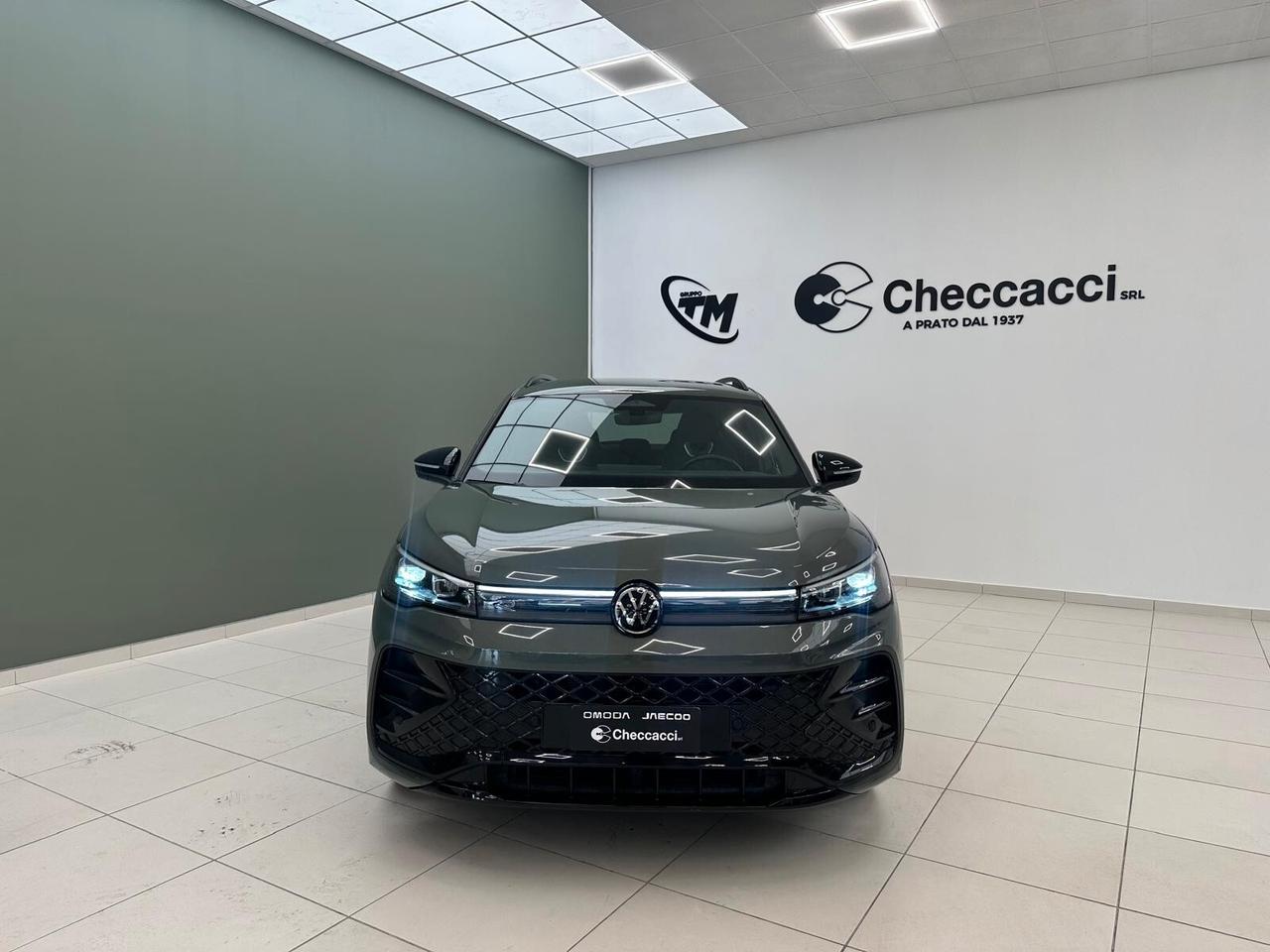 VOLKSWAGEN TIGUAN III 2024 1.5 etsi R-Line 150cv dsg IVA ESPOSTA