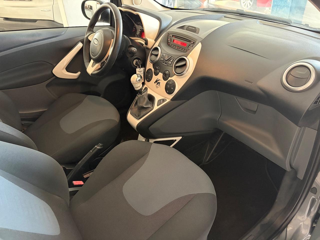 FORD KA+ 1.2 8V 69 CV TITANIUM 75.000 KM