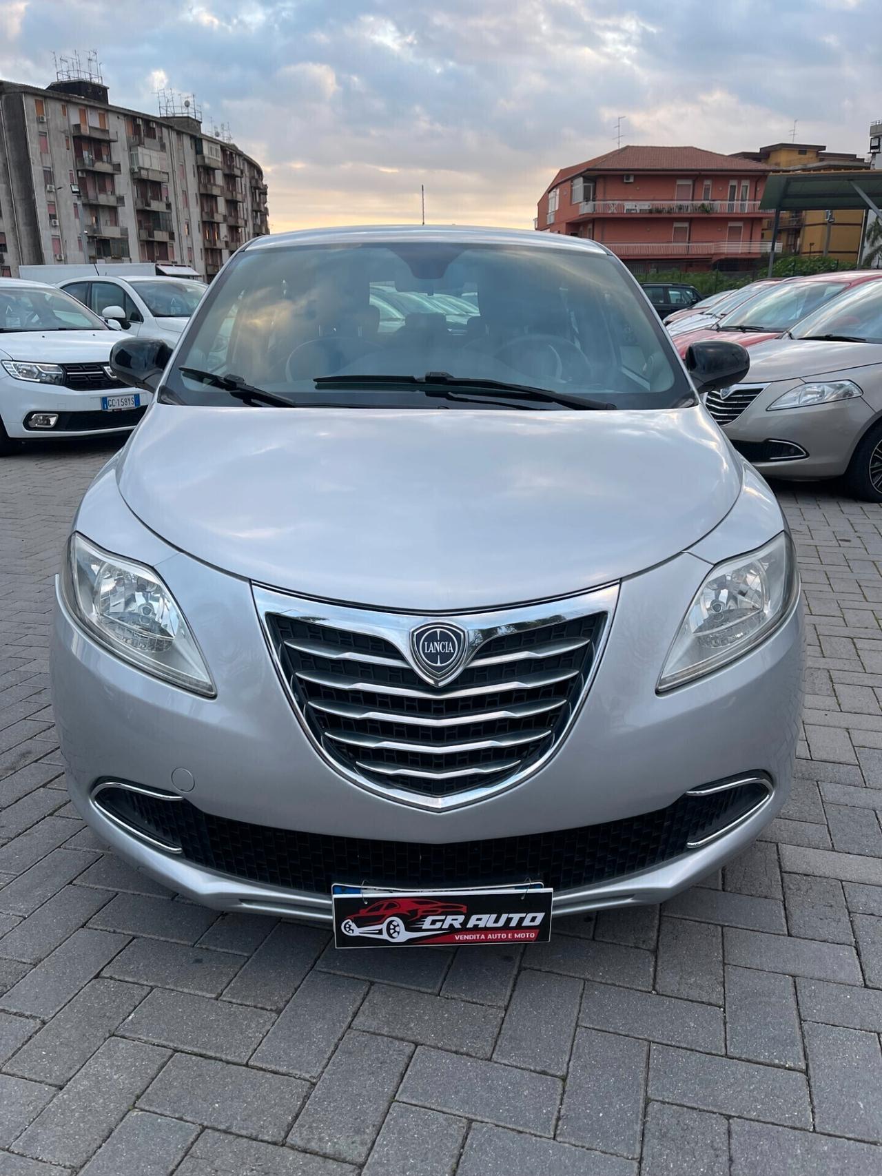 Lancia Ypsilon 1.3 MJT 95 CV 5 porte S&S