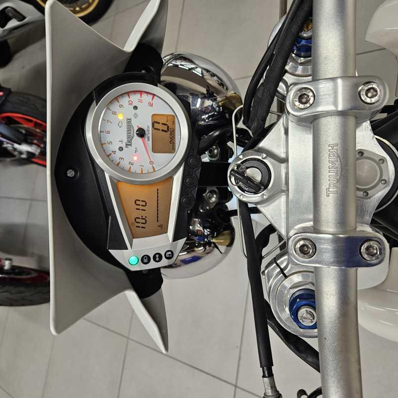 Triumph Speed Triple 1050 - 2005