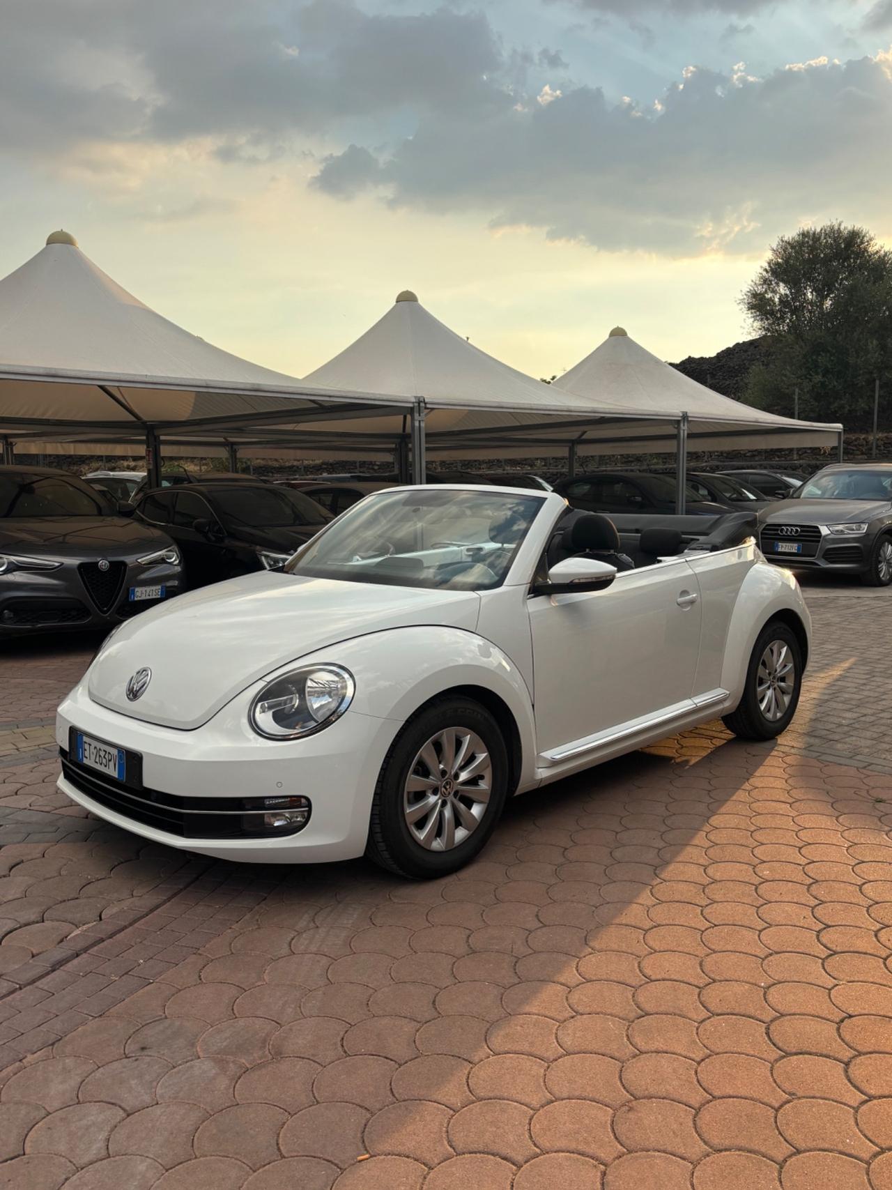 Volkswagen Maggiolino Cabrio 1.6 TDI Design 2014