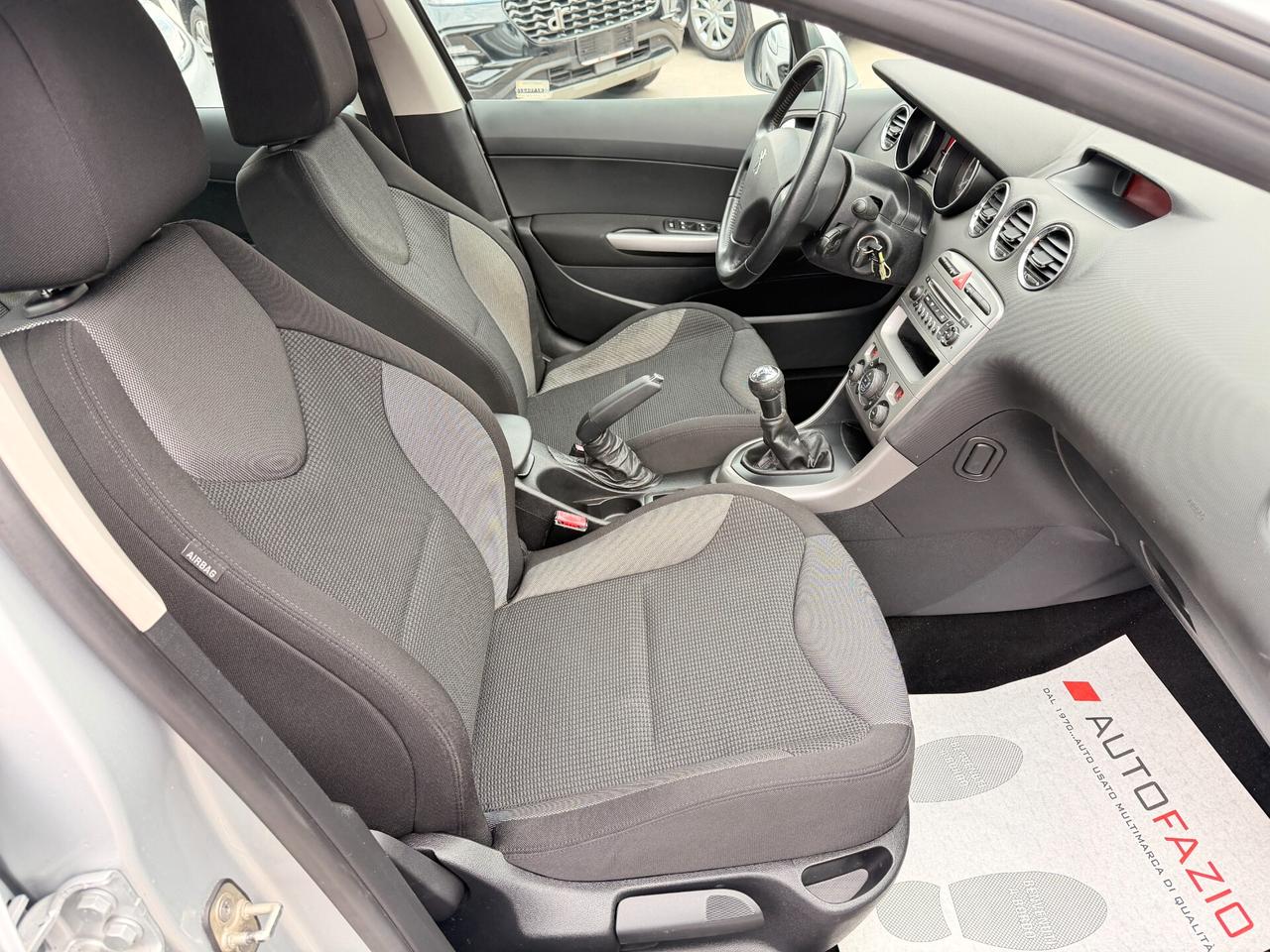 Peugeot 308 1.6 8V e-HDi 112CV Stop&Start 5p. Allure