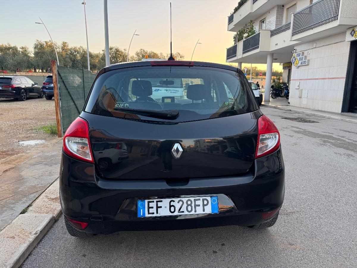 RENAULT CLIO 1.5 dCi 85 CV 5p. Luxe