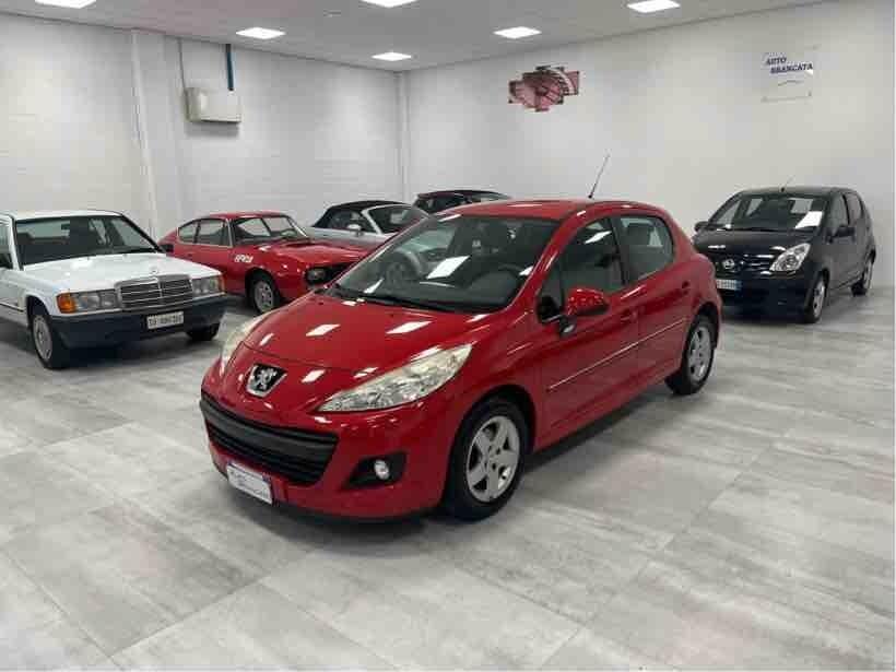 Peugeot 207 1.4 8V 75CV 5p.