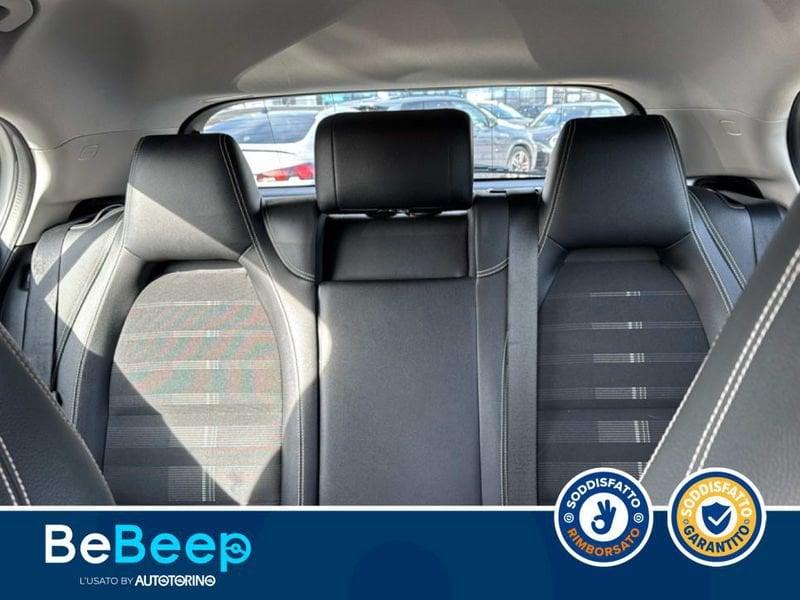 Mercedes-Benz GLA 200 D SPORT AUTO