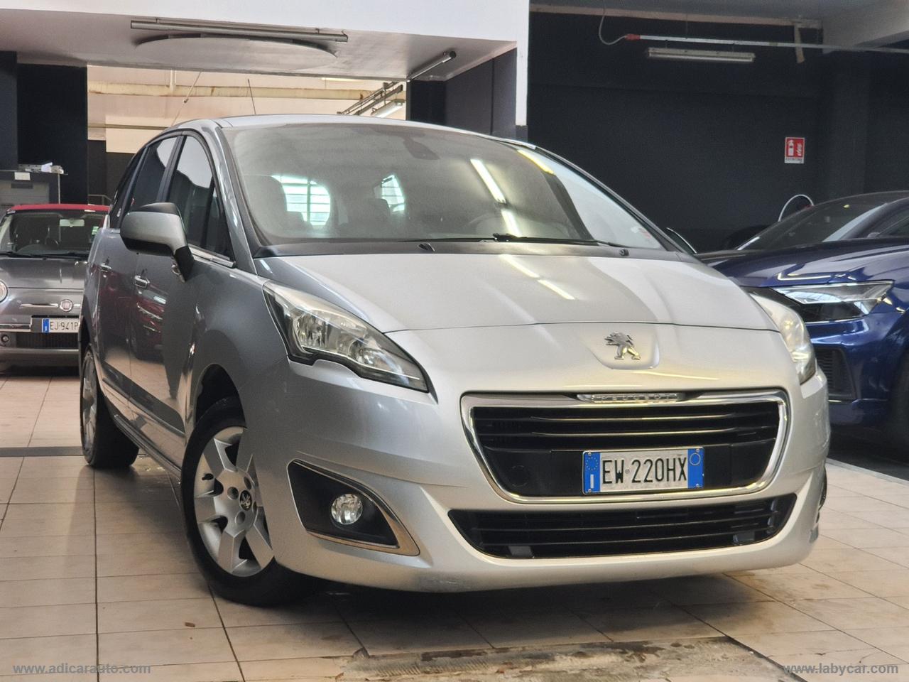 PEUGEOT 5008 1.6 HDi 115 CV Allure 7 POSTI