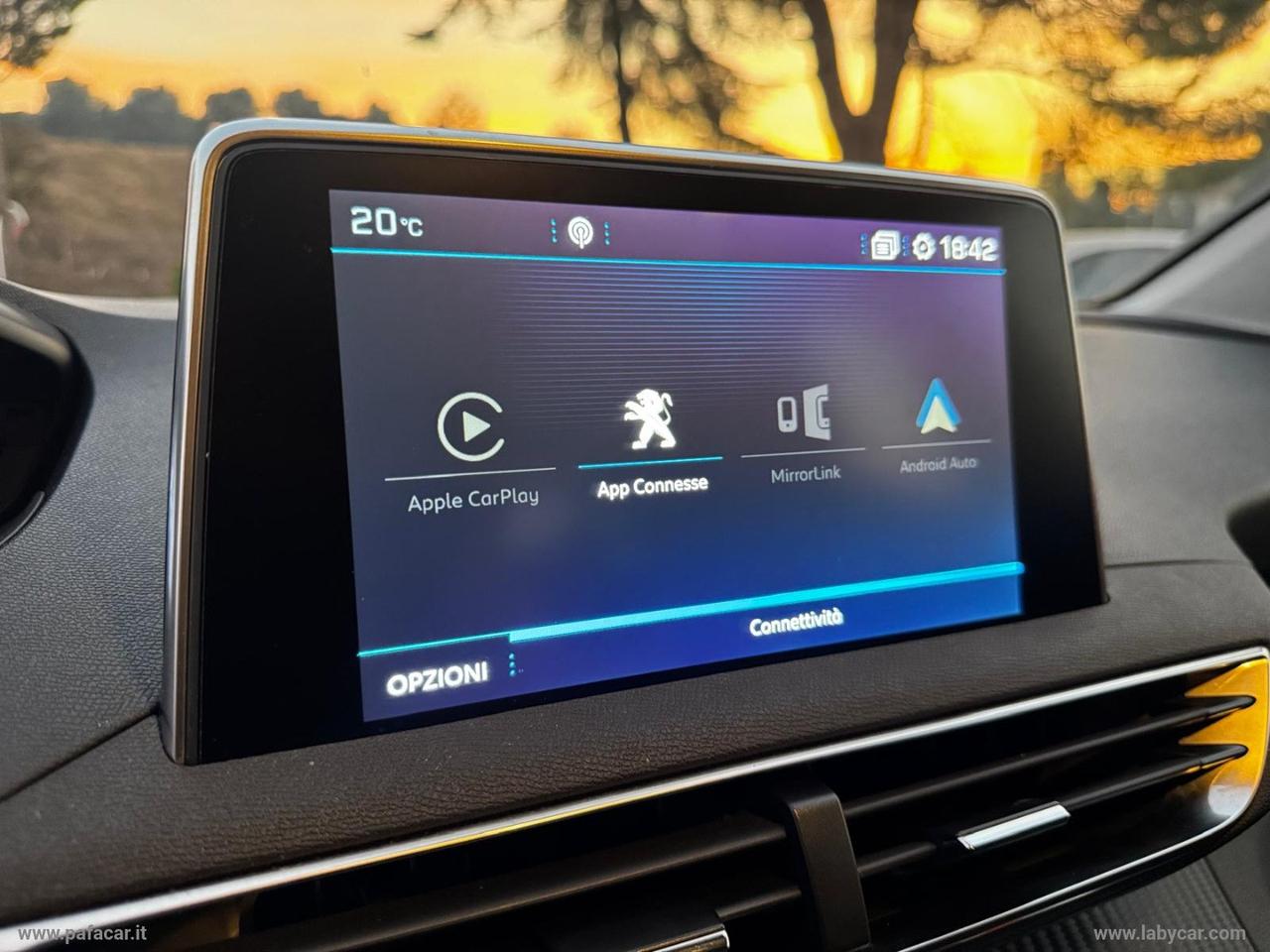 PEUGEOT 3008 BlueHDi 130 S&S EAT8 Allure