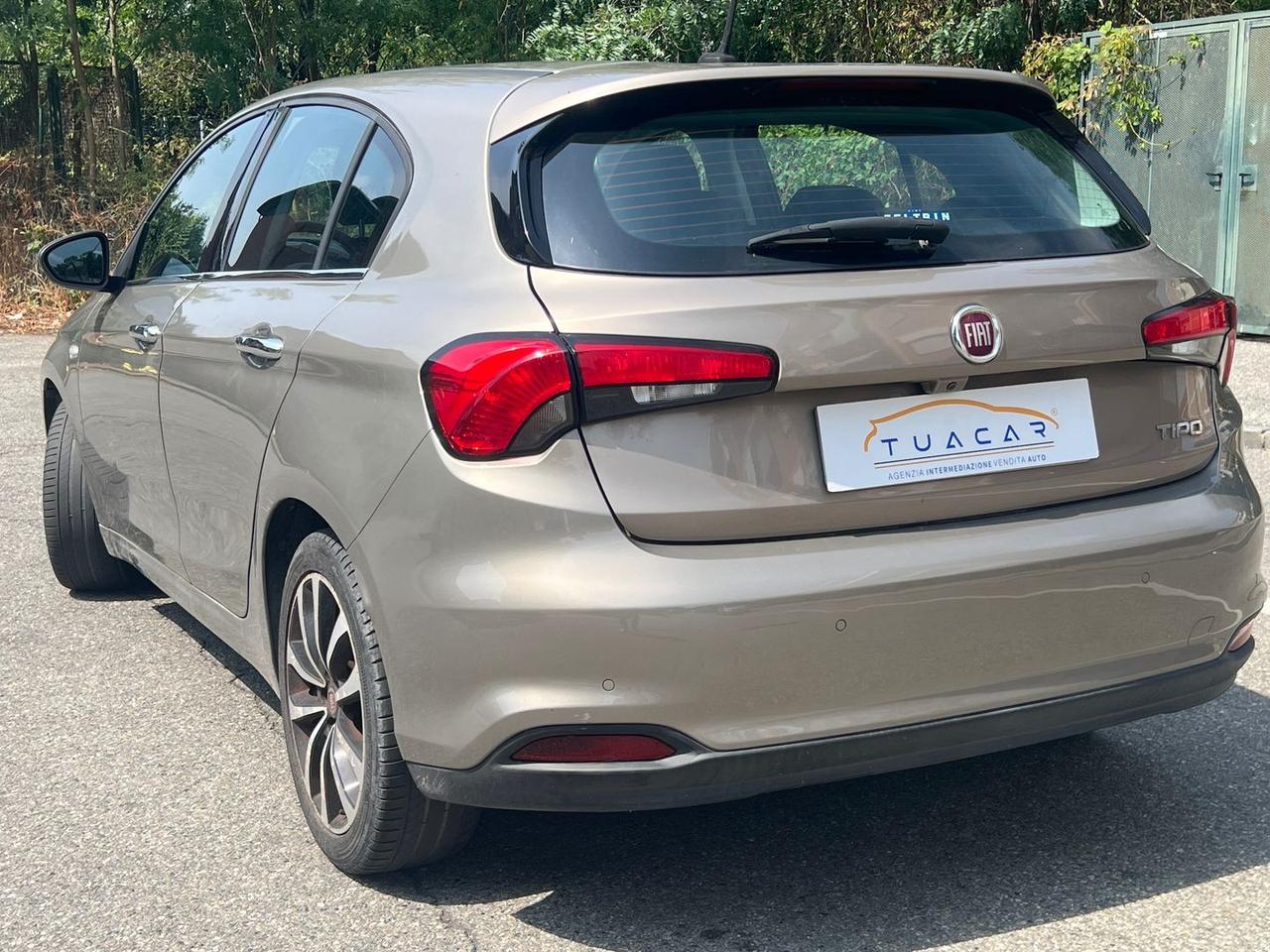 Fiat Tipo Lounge 1.4 Turbo LPG #11718