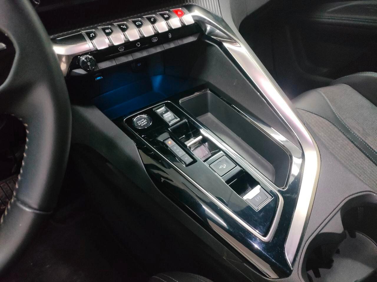 PEUGEOT 3008 2ª serie 3008 BlueHDi 130 S&S EAT...