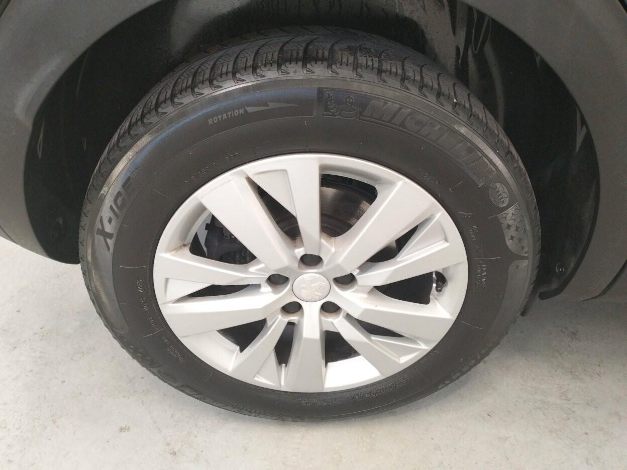 Peugeot 3008 1.5 bluehdi Active *92.000 KM*