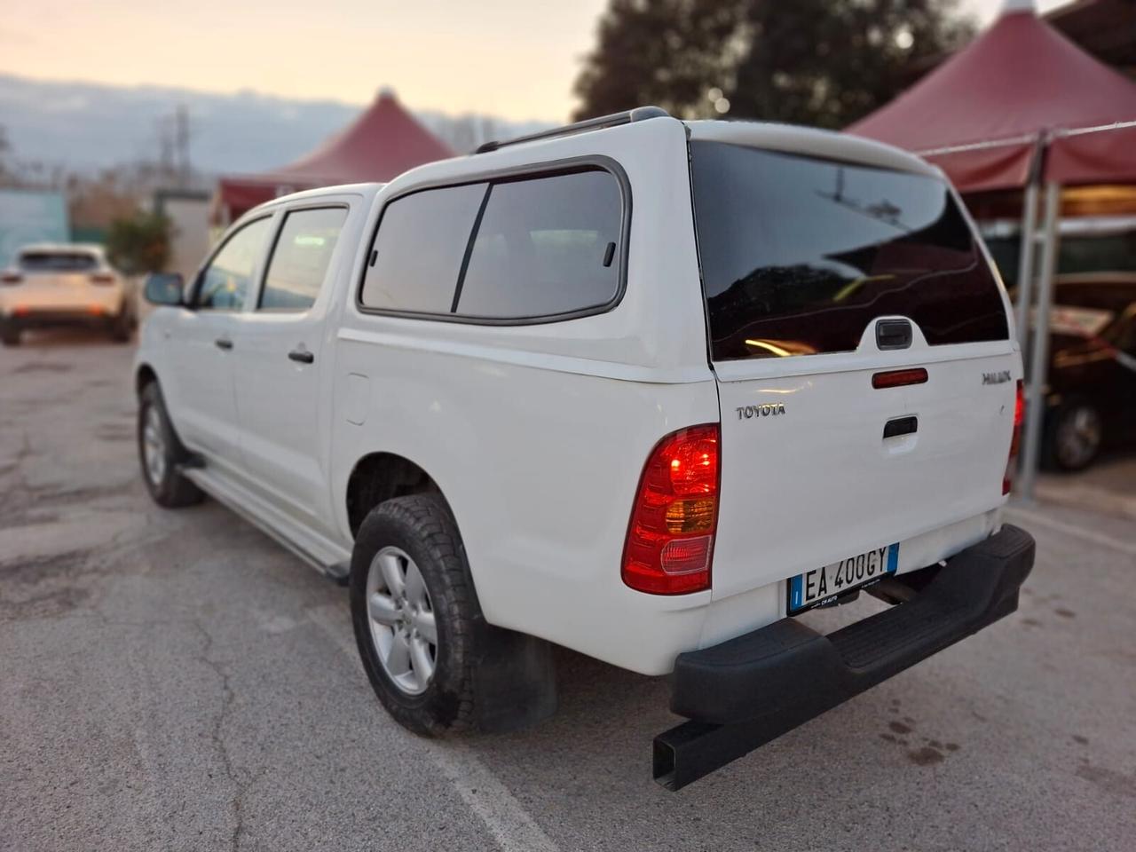 TOYOTA HILUX 2.5 D-4D 4WD DOPPIA CABINA