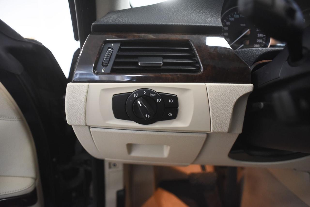 Bmw 330 330xd cat Coupé Attiva
