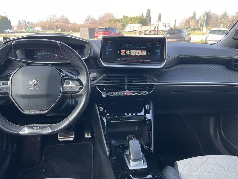 Peugeot e-2008 e 100kW GT