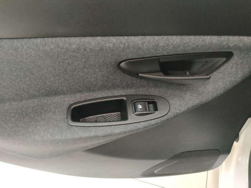 Lancia Ypsilon 1.0 firefly hybrid Silver s&s 70cv