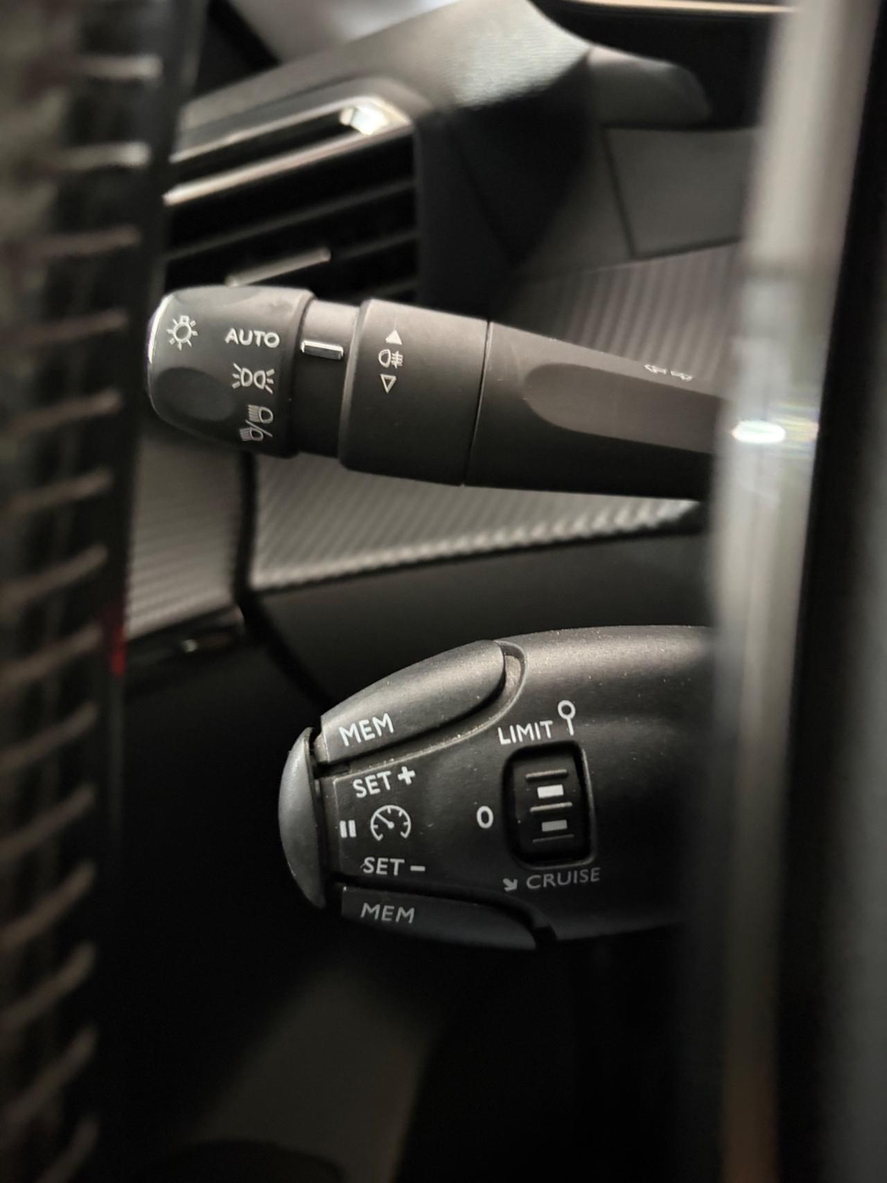 Peugeot 208 Allure