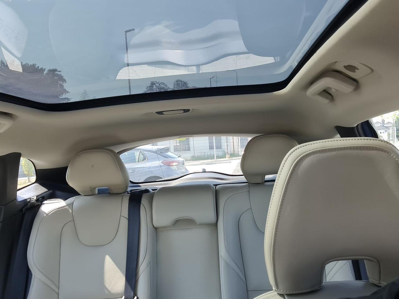 Volvo V40 KINETIC #6087