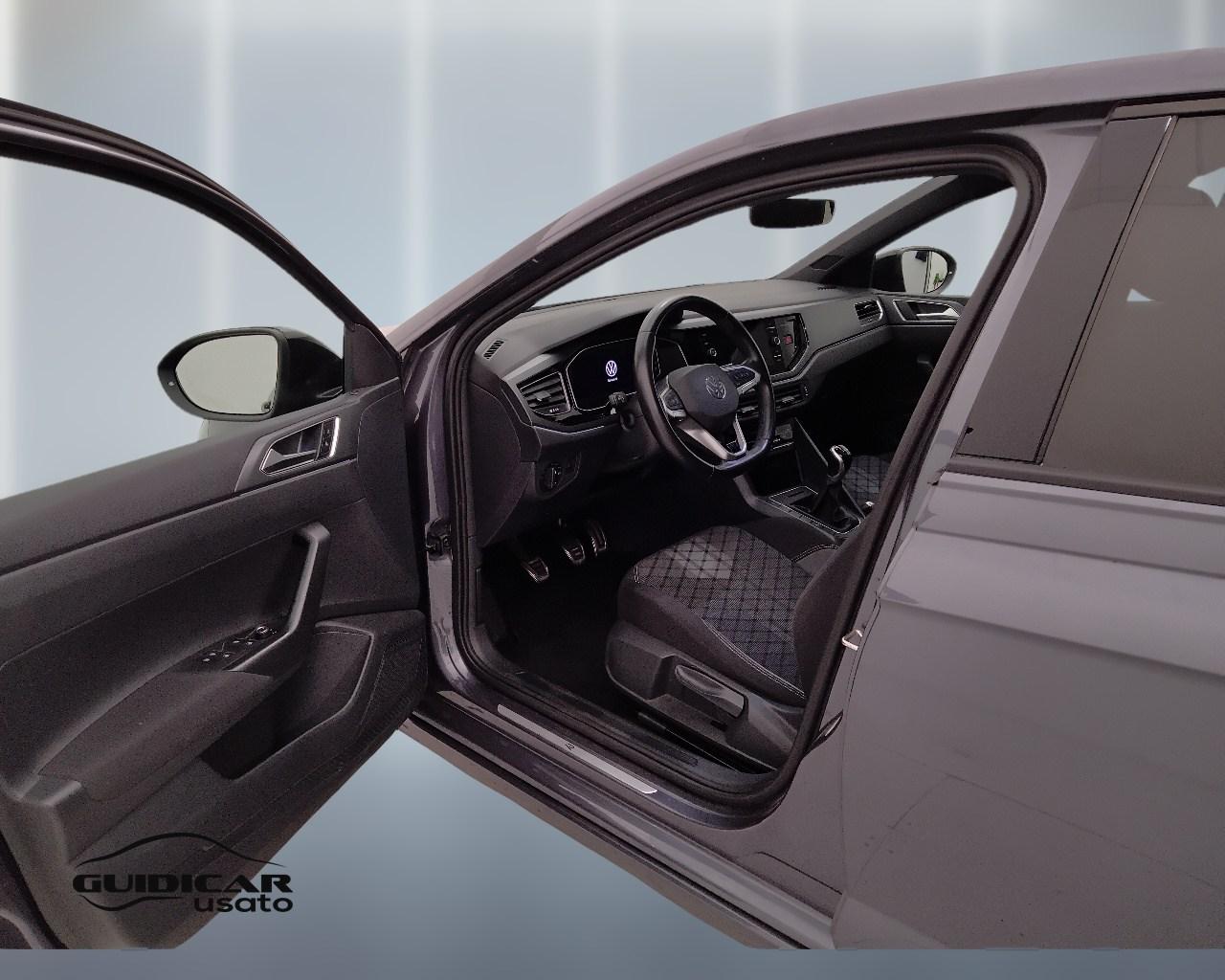 VOLKSWAGEN Taigo - Taigo 1.0 tsi R-Line 110cv