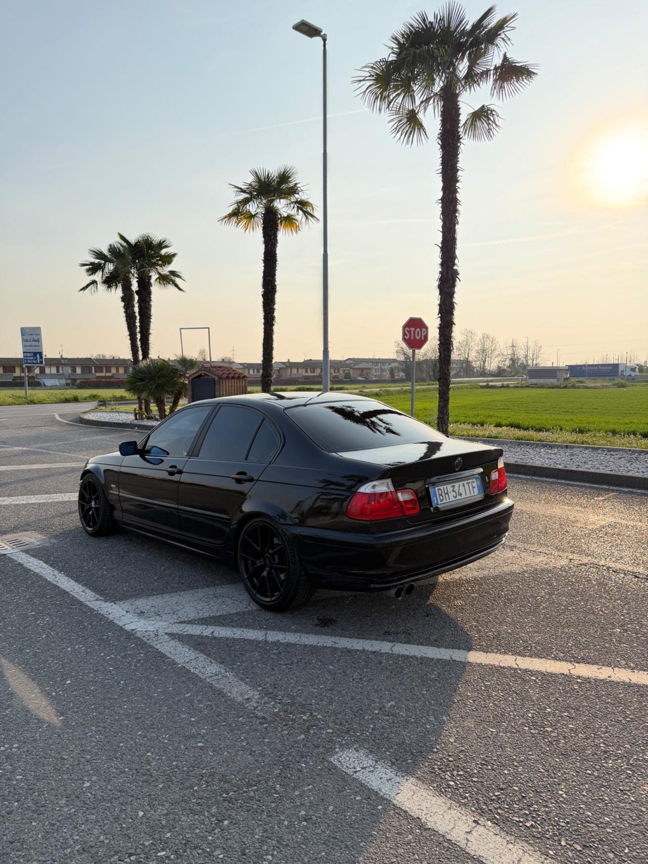 Bmw 323 323i cat 4 porte