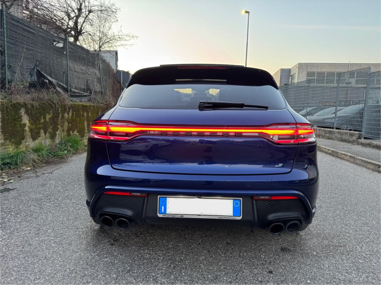 Porsche Macan cerchi 21, tetto, tagliandi Porsche