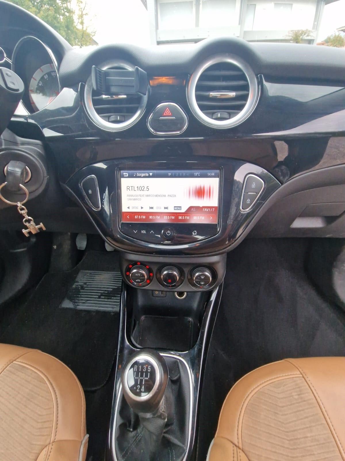 Opel Adam Rocks 1.2 70 CV Air