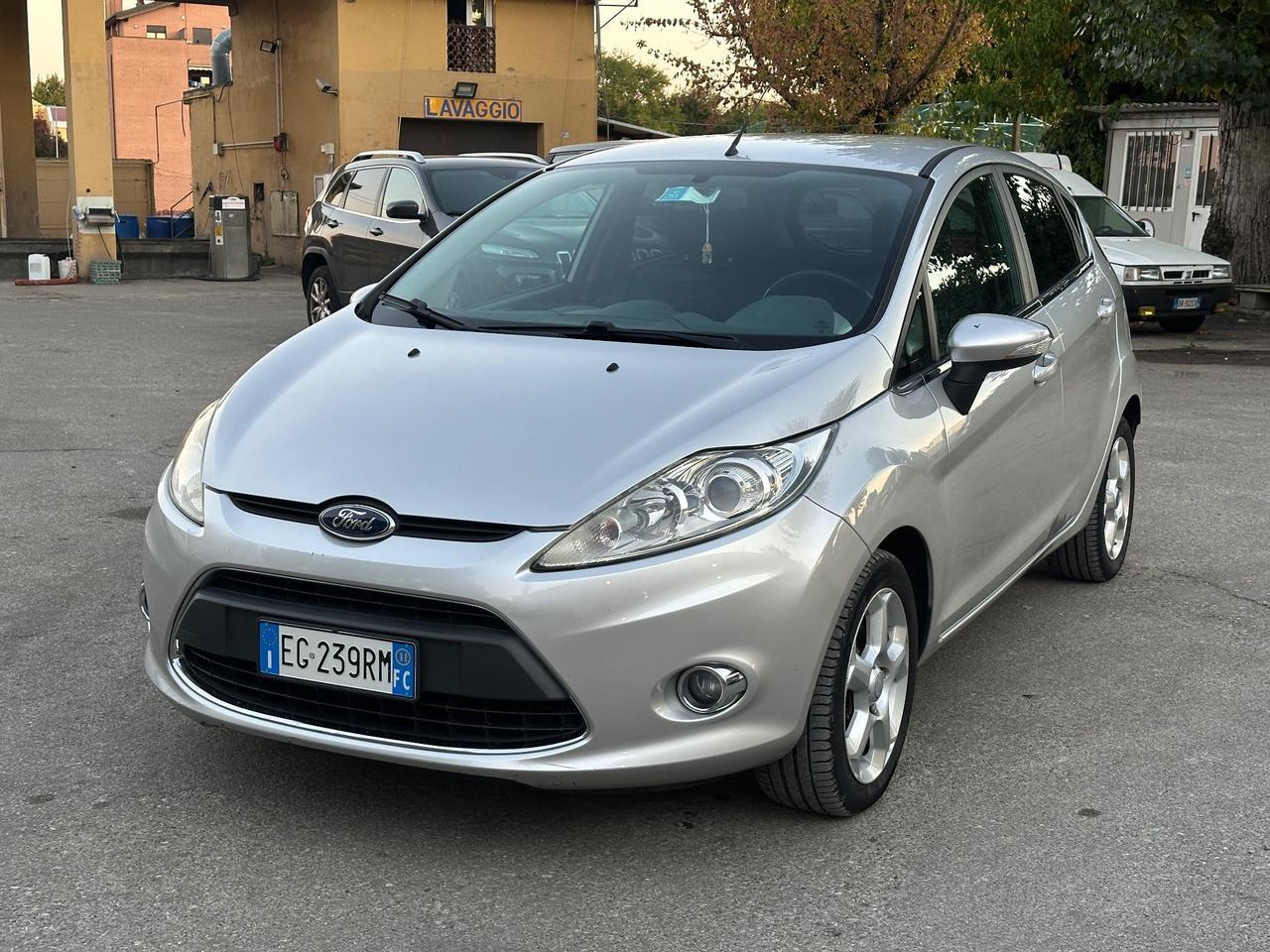 Ford Fiesta 1.4 5 porte Bz.- GPL Titanium